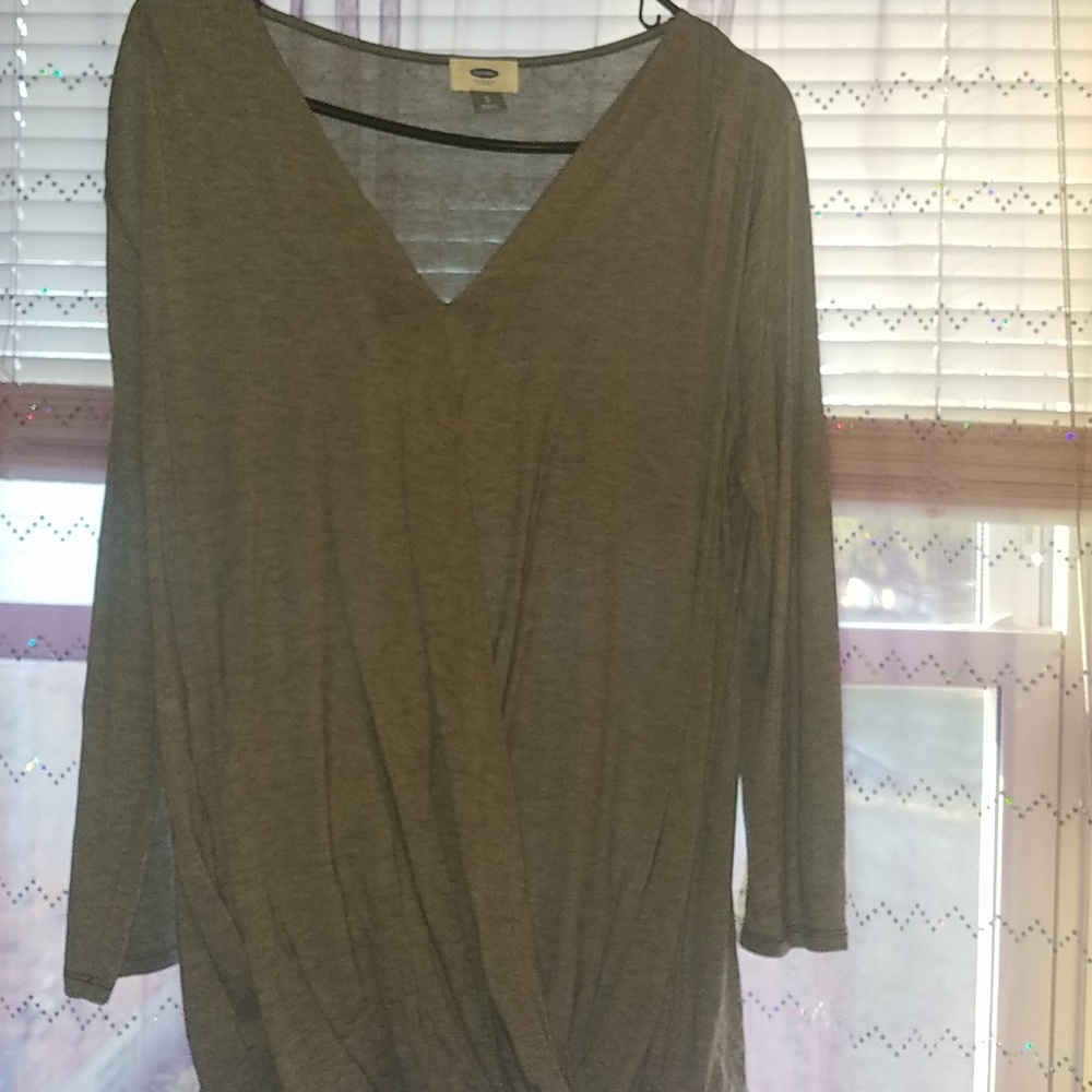 New without tagsOld navy  top